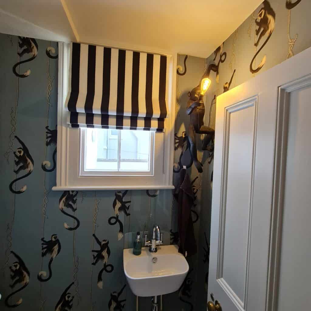 Black and white virtual blind in toilet